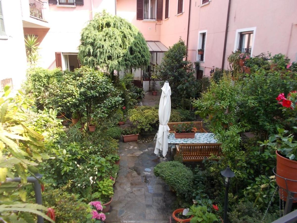 B&B Zia Lina Dongo Exterior foto