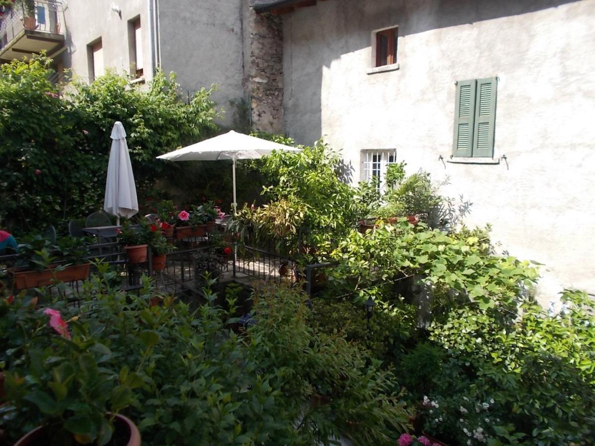 B&B Zia Lina Dongo Exterior foto